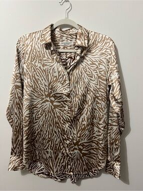 Amina Rubinacci silk blouse. Made in Italy